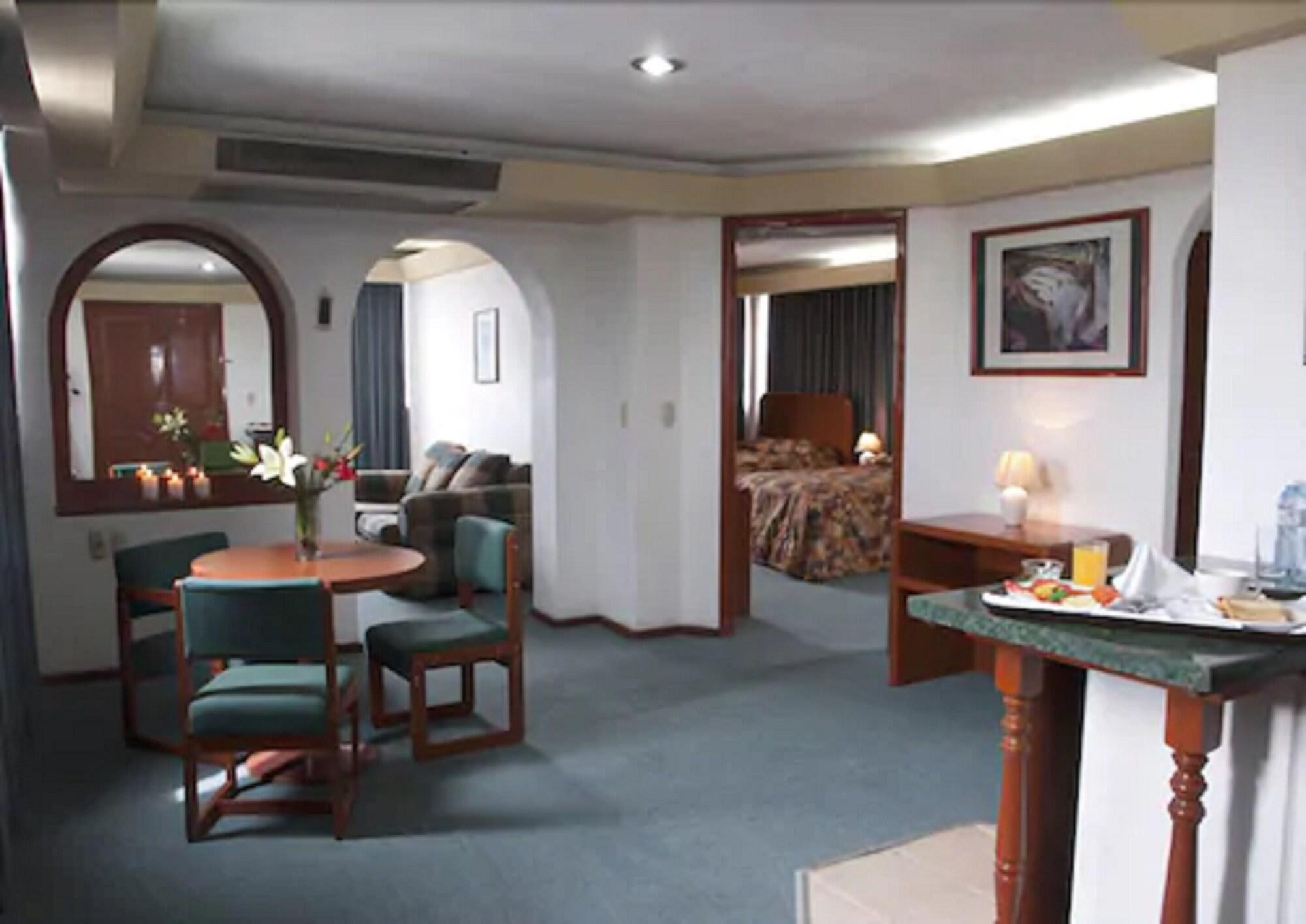 Hotel Real Rex León Kültér fotó