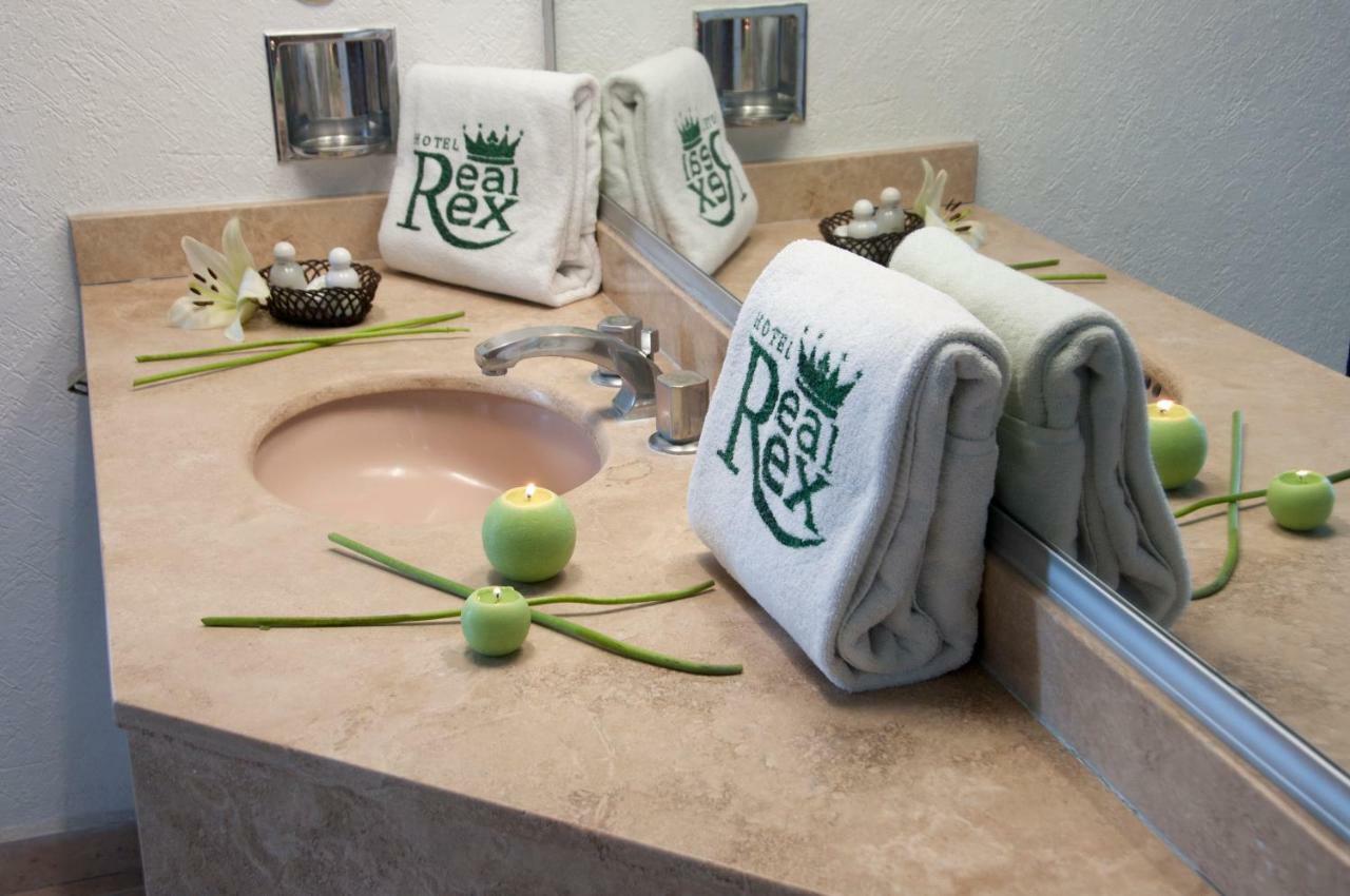 Hotel Real Rex León Kültér fotó