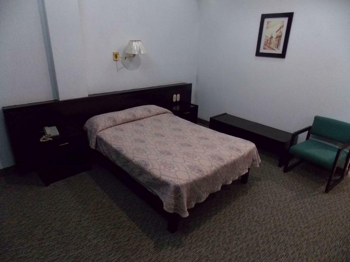 Hotel Real Rex León Kültér fotó