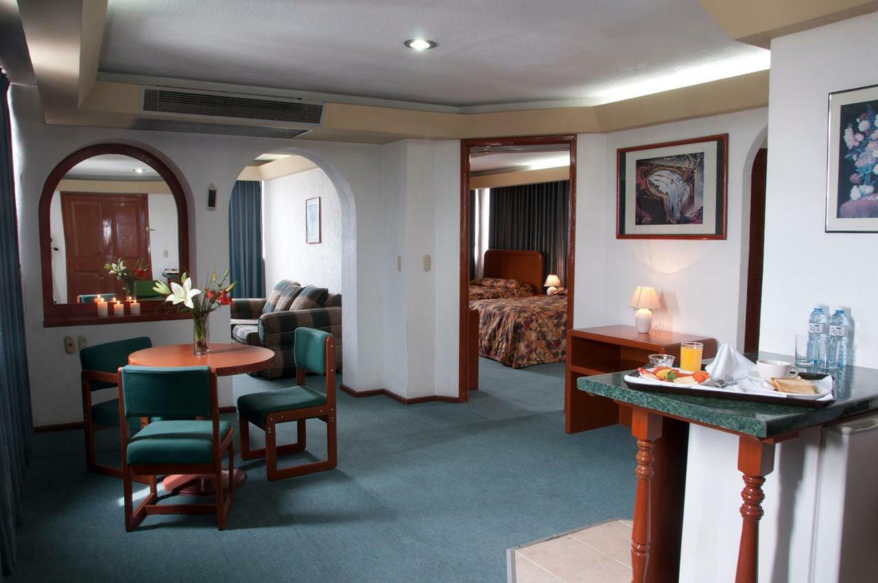 Hotel Real Rex León Kültér fotó